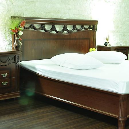 Hotel Restaurant Elite Дробета-Турну Северин Екстериор снимка